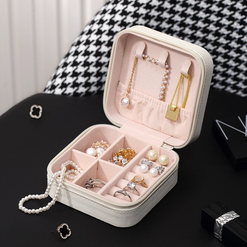 Firla Mini Boîte à Bijoux en cuir avec fermeture éclair – علبة تنظيم المجوهرات - الصورة 7