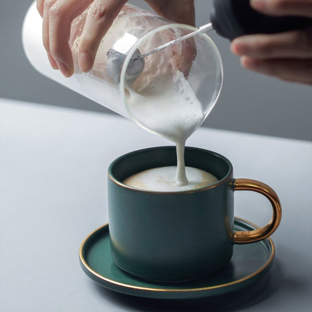 Mousseur à lait électrique Efficace pour les liquides chauds et froids. - الصورة 2