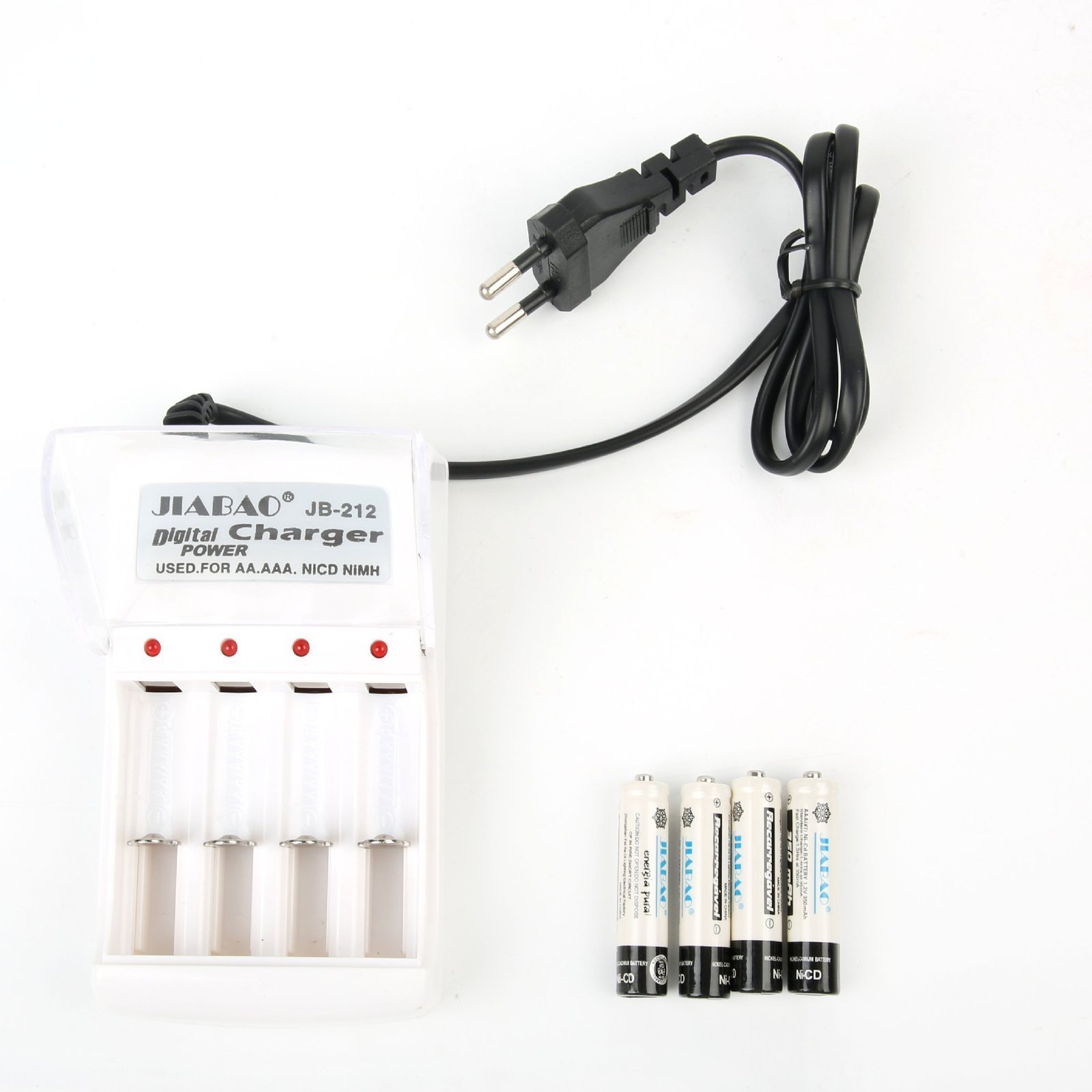Chargeur des piles rechargable avec 4 piles Jiabao Jb-212 - شاحن البطاريات القابلة للشحن مع 4 بطاريات - الصورة 3