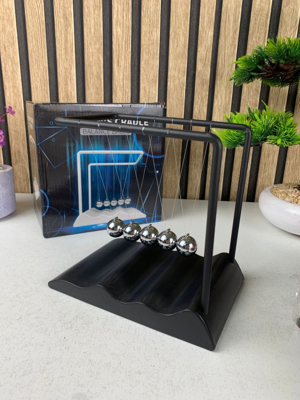 Pendule Newton Balls d’équilibre une décoration classique - الصورة 2