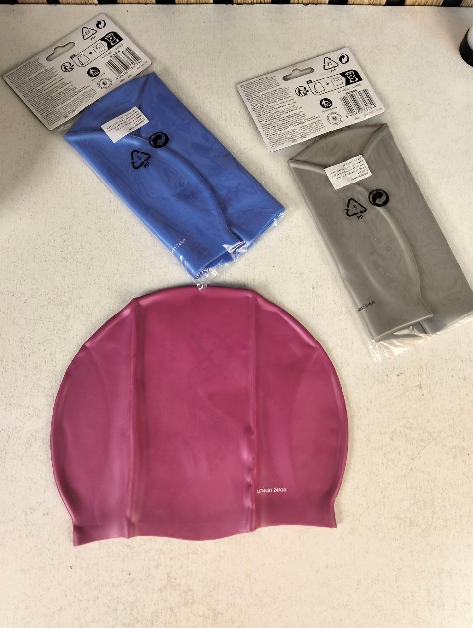 ⁦Bonnet de Natation en Silicone - Sans Latex, Confort Maximal pour Adultes - بونيه وقبعة السباحة السيليكونية⁩ - الصورة ⁦2⁩