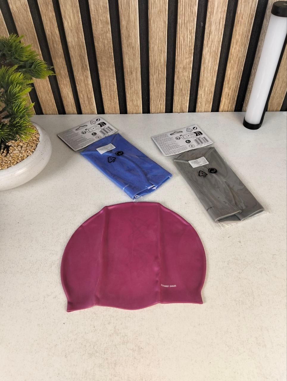 ⁦Bonnet de Natation en Silicone - Sans Latex, Confort Maximal pour Adultes - بونيه وقبعة السباحة السيليكونية⁩ - الصورة ⁦3⁩