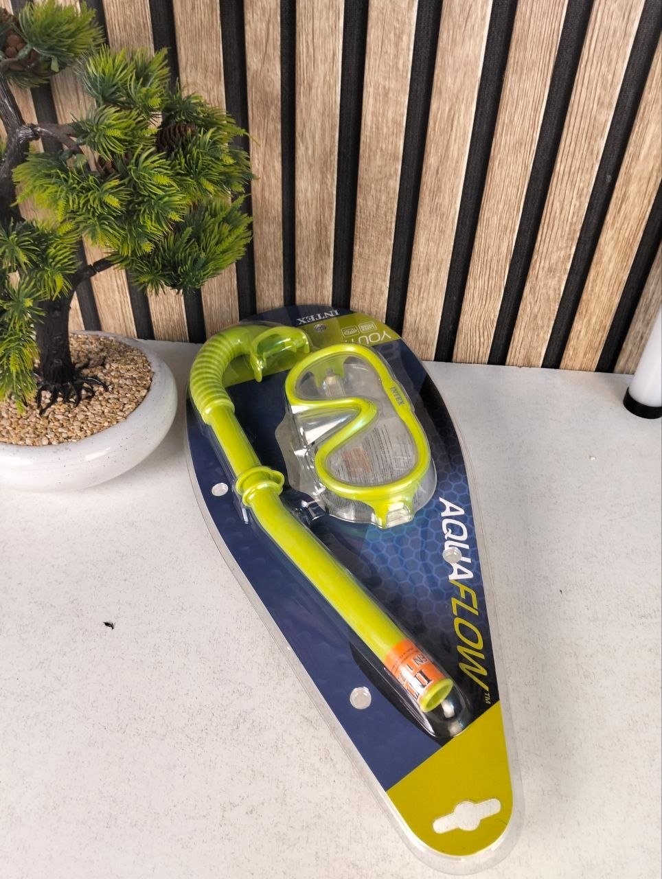 ⁦Kit de Natation Intex Adventurer 55642 - Masque Sea Scan & Tuba Hi-Flo pour Enfants⁩ - الصورة ⁦2⁩
