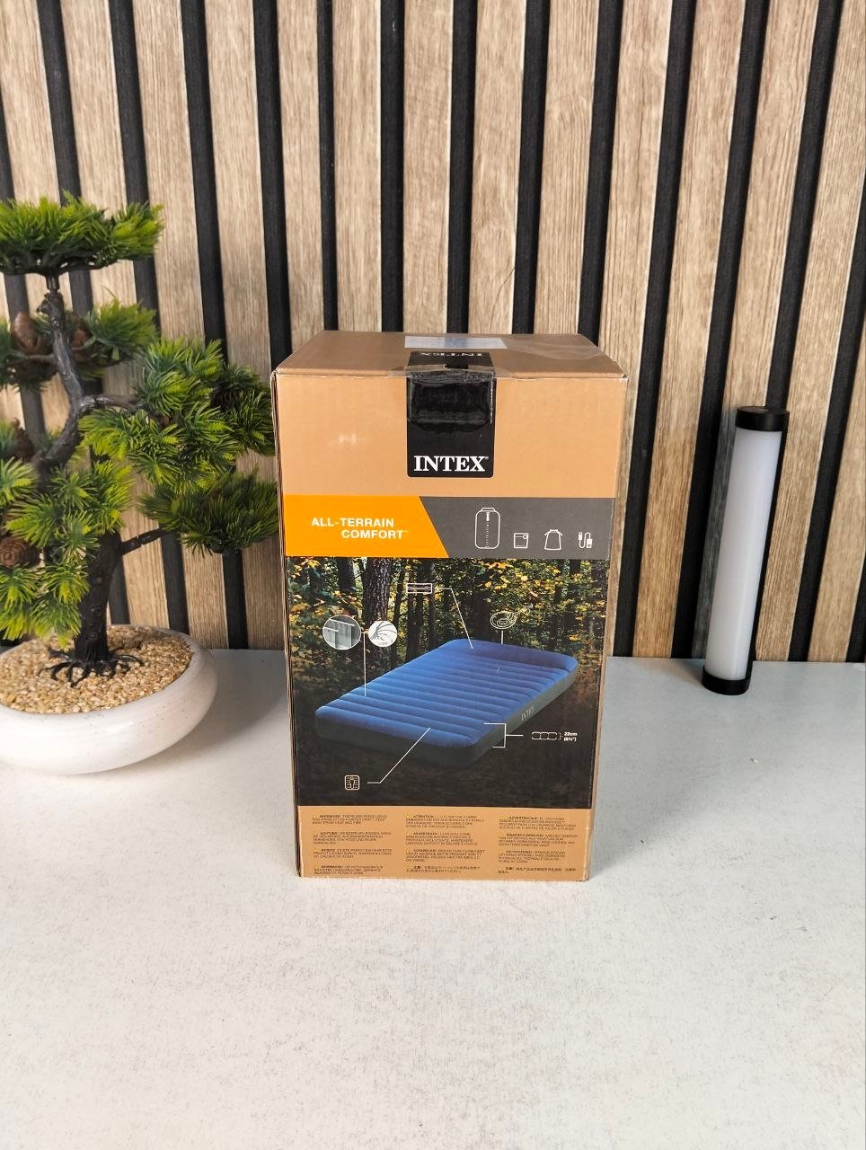 ⁦Matelas de Camping Intex TruAire Twin Technologie Fiber-Tech avec Pompe USB150 - فرشة التخييم الهوائية الفاخرة مع مضخة ومسند رأس⁩ - الصورة ⁦2⁩