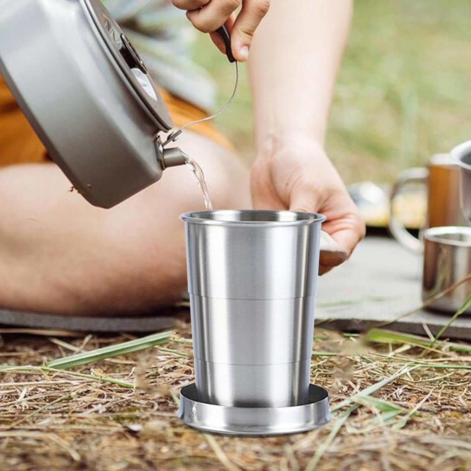 ⁦Mug de camping pratique idéal pour les boissons avec crochet de suspension - كوب مشروبات قابل للطي⁩ - الصورة ⁦8⁩
