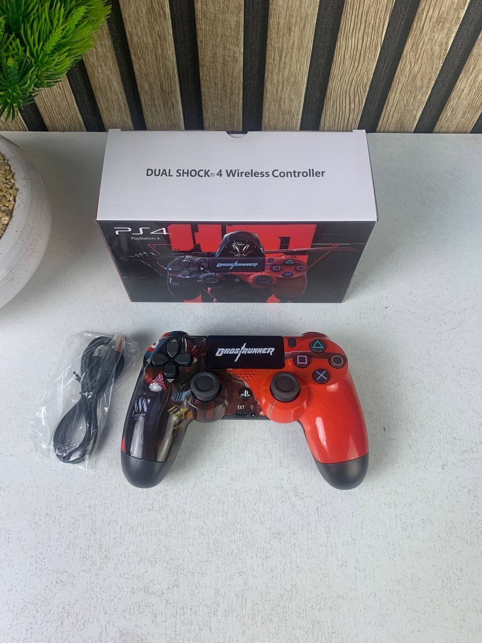 SONY DualShock Manette PS4 Sans Fil, Batterie Rechargeable (High Copy) – Edition Ghost Runner - الصورة 4