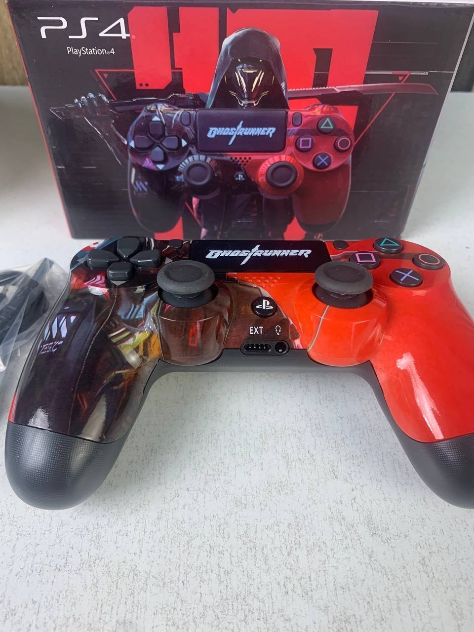 SONY DualShock Manette PS4 Sans Fil, Batterie Rechargeable (High Copy) – Edition Ghost Runner - الصورة 7