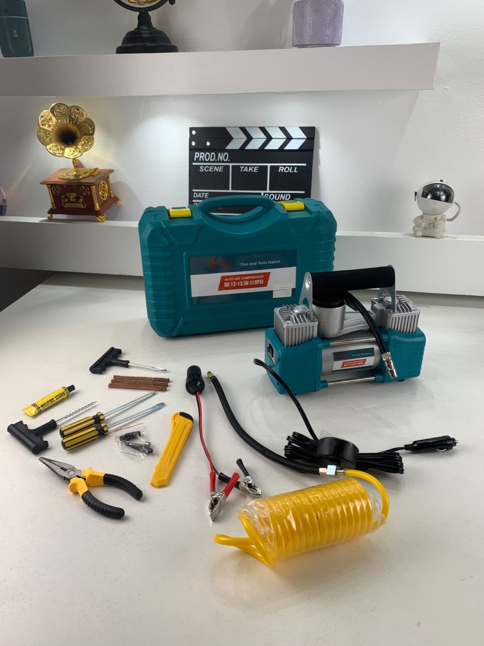 XTop Compresseur d’Air Double Cylindre avec Kit de réparation 12V -110PSI – نافخ عجلات السيارة مع أدوات التصليح - الصورة 6