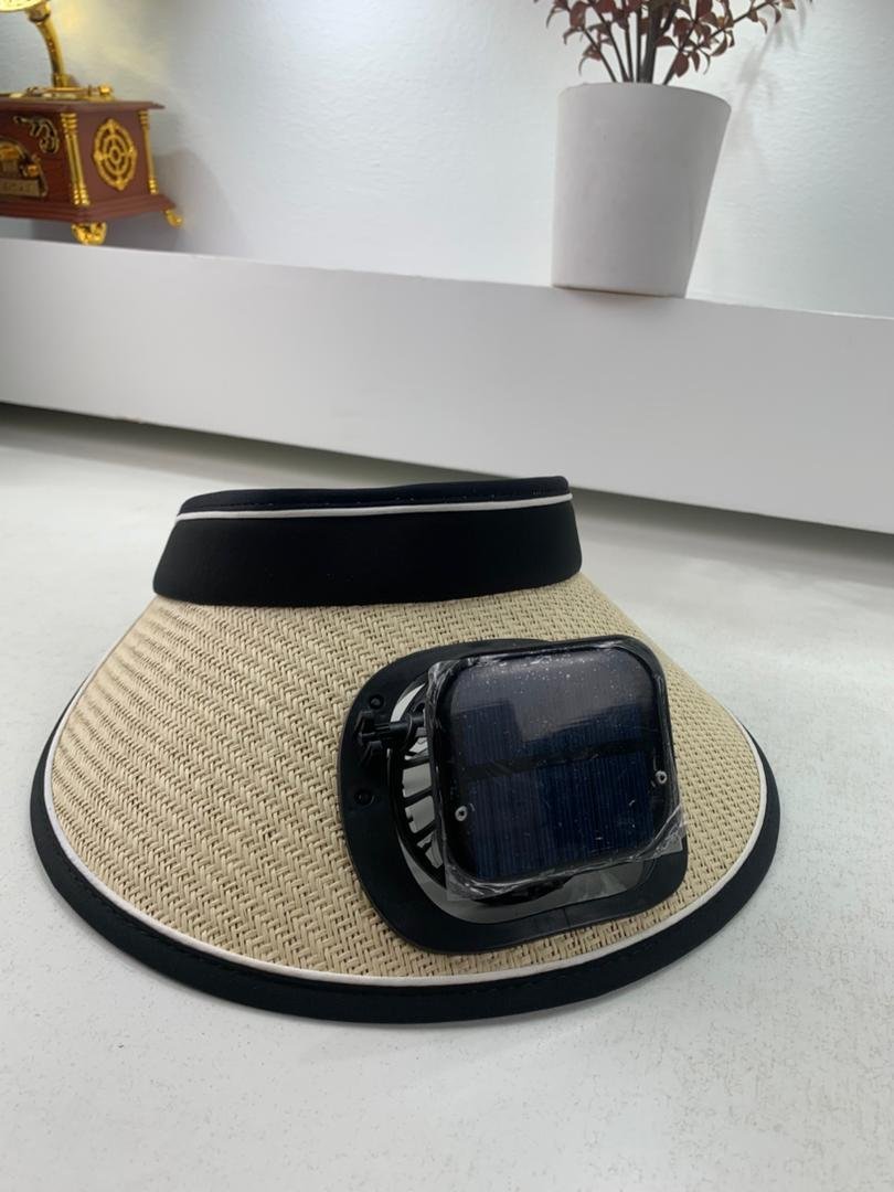 ⁦Casquette d’été avec Ventilateur de Refroidissement – قبعة مع مروحة تعمل بالطاقة الشمسية⁩ - الصورة ⁦2⁩