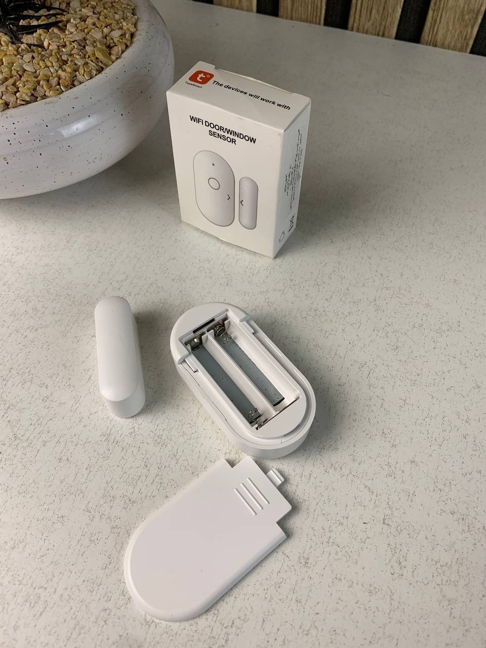 ⁦Détecteur de porte et fenêtre WiFi avec alarme capteur magnétique - مستشعر الأبواب والنوافذ الذكي⁩ - الصورة ⁦3⁩
