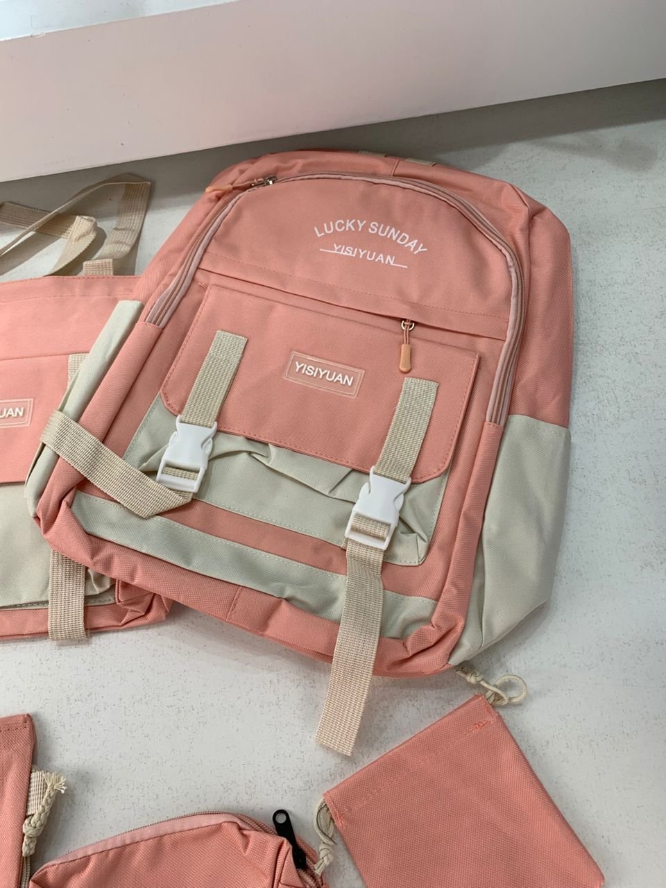 ⁦Ensemble de sacs d’école Kawai pour adolescents 5Pcs YISIYUAN Rose – محفظة 5 قطع كاواي وردي⁩ - الصورة ⁦3⁩