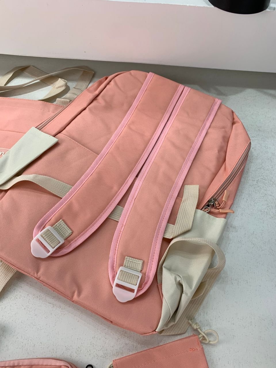 ⁦Ensemble de sacs d’école Kawai pour adolescents 5Pcs YISIYUAN Rose – محفظة 5 قطع كاواي وردي⁩ - الصورة ⁦4⁩