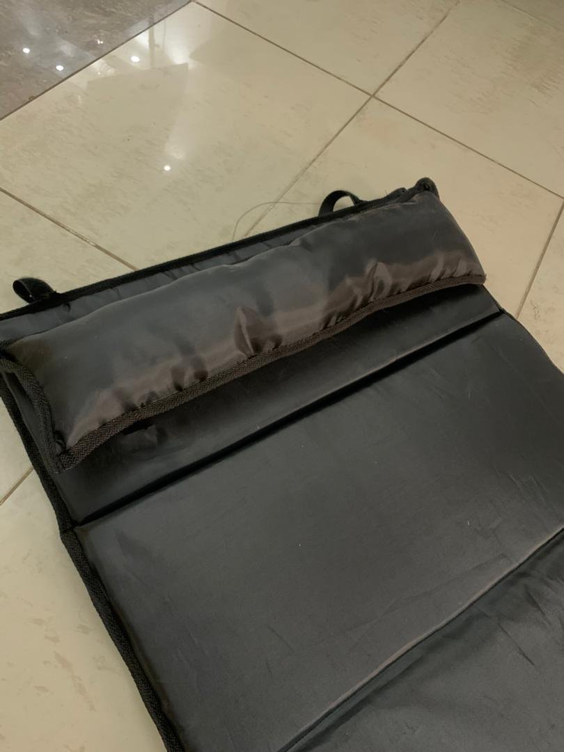 ⁦Matelas de Camping Pliable Facile à Transporter 185 x 65 cm – فرشة تخييم قابلة للطي⁩ - الصورة ⁦3⁩