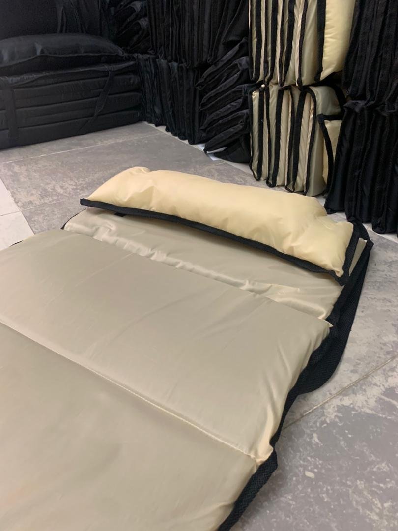 ⁦Matelas de Camping Pliable Facile à Transporter 185 x 65 cm – فرشة تخييم قابلة للطي⁩ - الصورة ⁦8⁩